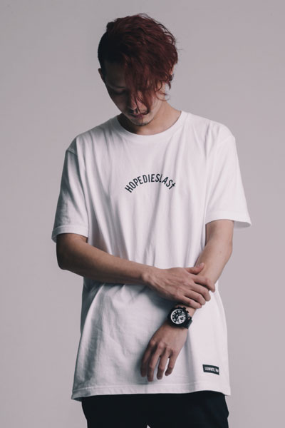 LILWHITE. (リルホワイト) LIL ARCH Tee WHT