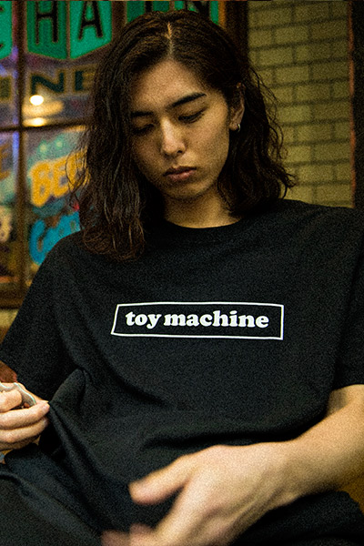 TOY MACHINE TMS18ST8 Toy Machine Logo ss BLACK-A