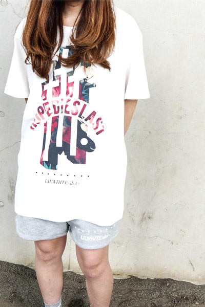 LILWHITE. (リルホワイト) FLORAL Tee WHT