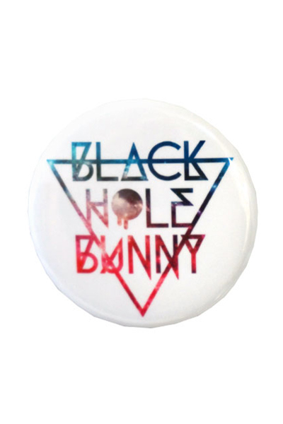 BLACK HOLE BUNNY 缶バッジ ▽ WHT