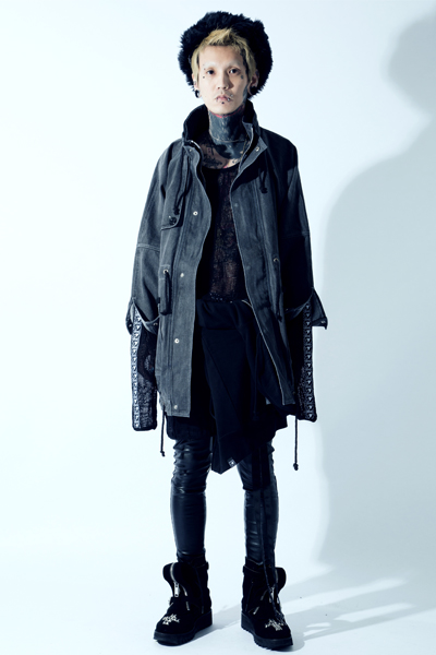 SILLENT FROM ME SHELTER -Stand Collar Coat- BLEACHED BLACK