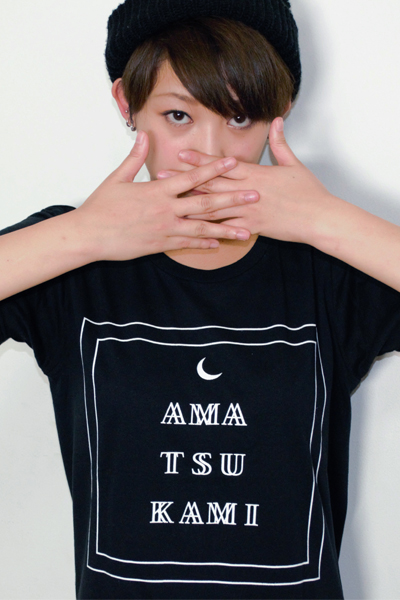アマツカミ Moon Box T-Shirt Black
