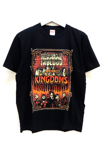 HER NAME IN BLOOD KINGDOMS Tシャツ