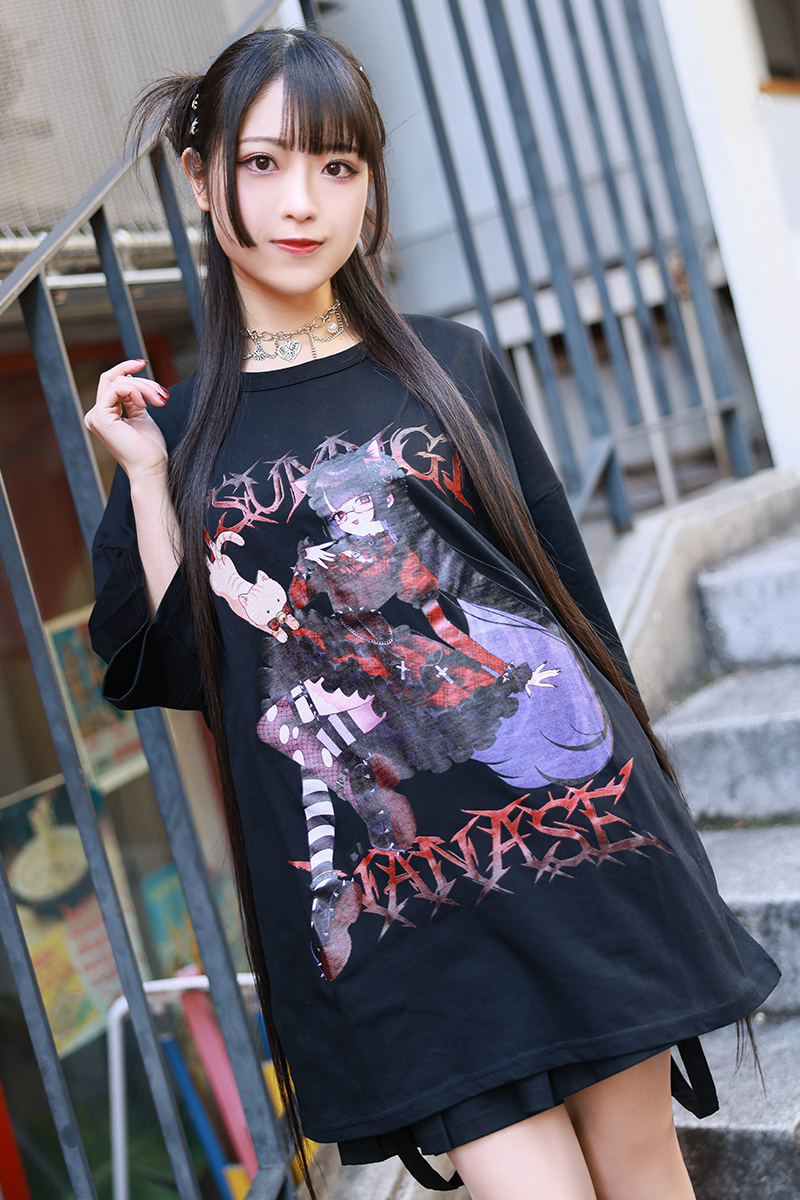 【予約商品】七瀬つむぎ×PSYCHO NATION×ゲキクロ コラボ・オーバーサイズ・Tシャツ - Black