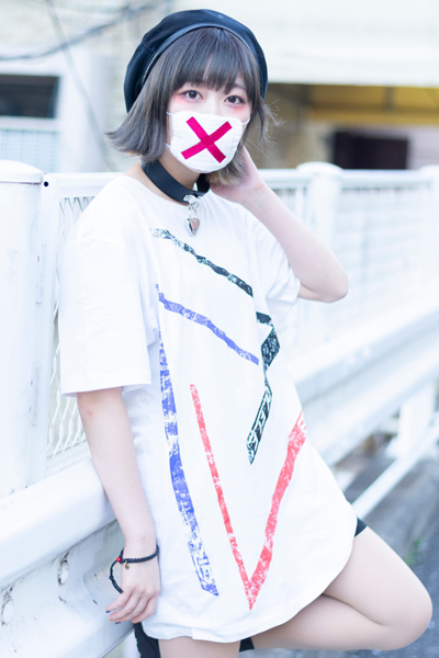 南菜生×火寺バジル×acOlaSia コラボTシャツ WHITE