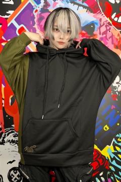 NieR (ニーア) TWO-TONE DOLMAN PULLOVER PARKA