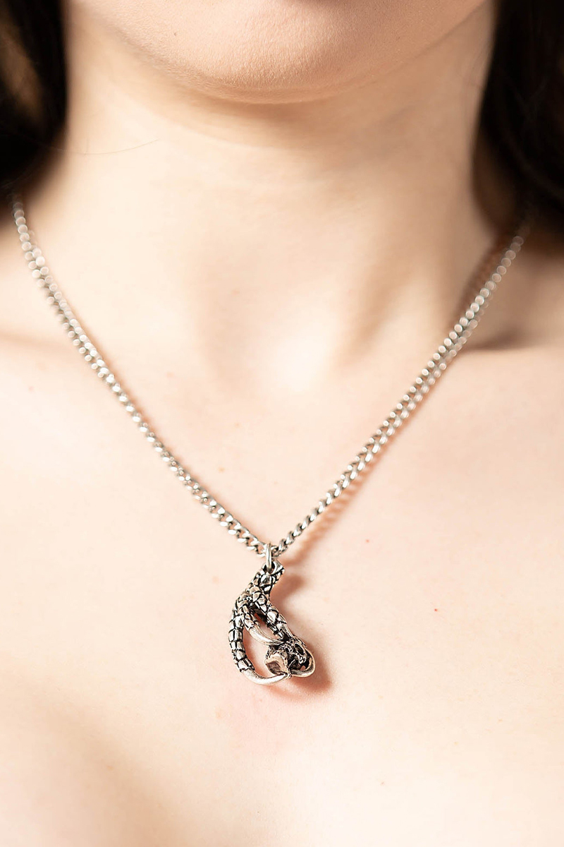 KILL STAR Superstitious Necklace