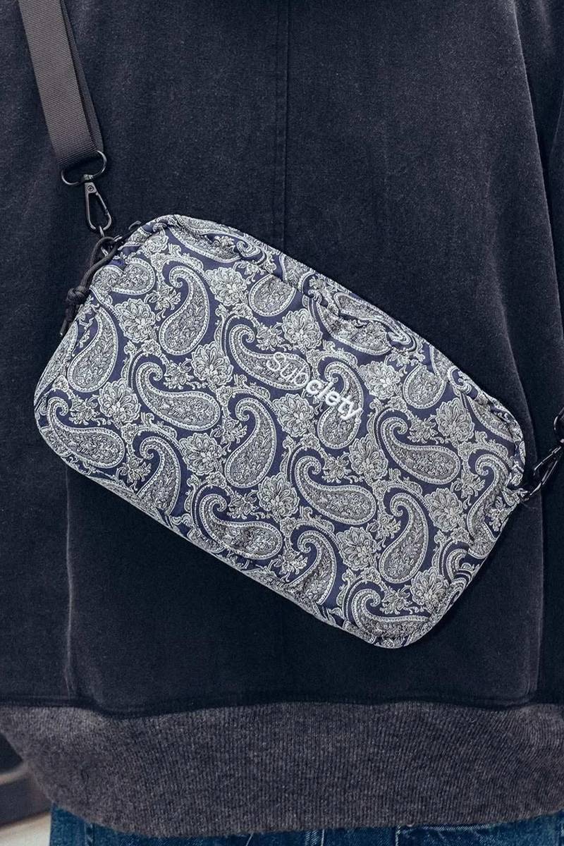 Subciety (サブサエティ) Paisley jacquard shoulder bag - Navy