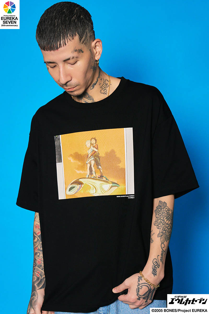 【予約商品】交響詩篇エウレカセブン×Subciety(サブサエティ) Pacific state tee - Black