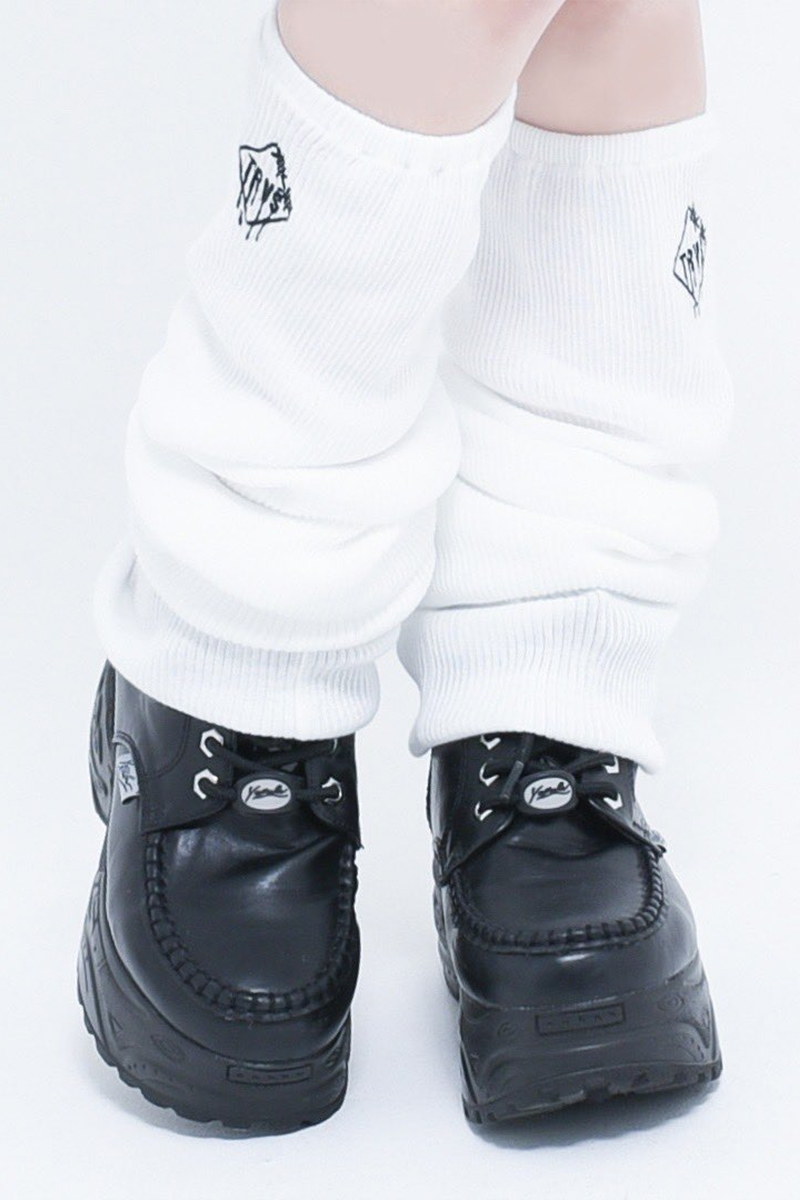 TRAVAS TOKYO【トラバストーキョー】 Loose leg warmer WHITE