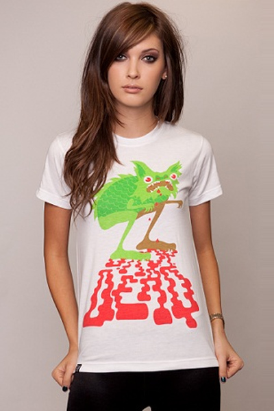 DROP DEAD CLOTHING Chubracbra T-Shirt(B)