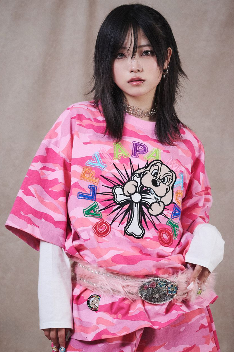 【予約商品】GALFY (ガルフィー) おしゃぶりワンワンカラフルロゴTee - Pink Camo