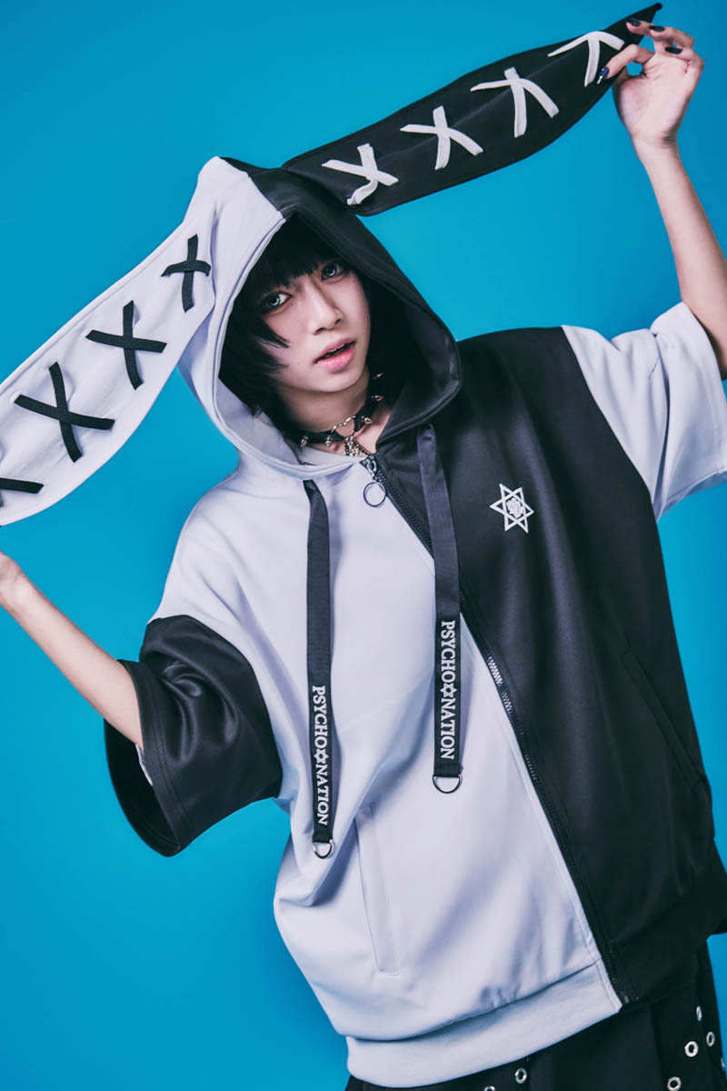 PSYCHO NATION(サイコ・ネーション) うさ耳ZIPパーカー - BlackXWhite