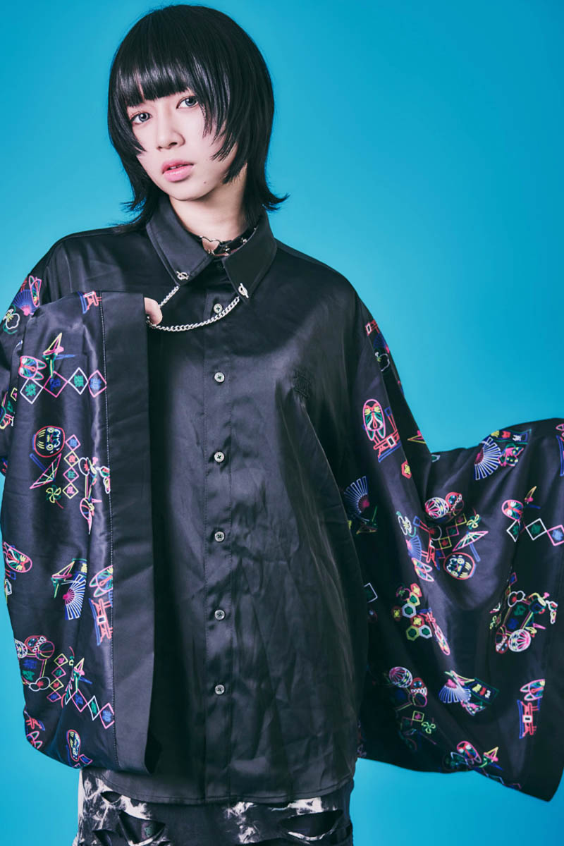 PSYCHO NATION(サイコ・ネーション) 振袖チェーン・シャツ - Blackネオン柄