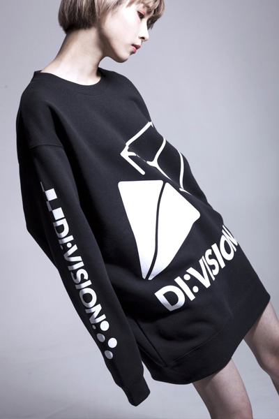 DI:VISION SS "CANDY" SWEAT BLK