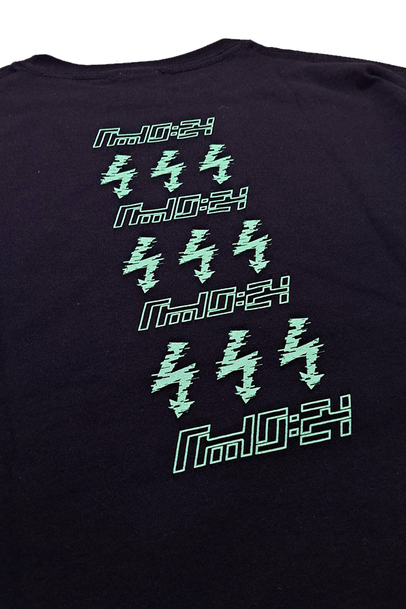 予約商品】 要 楽奈×Am10:24 コラボ限定オーバーサイズTシャツ 予約商品】 要 楽奈×Am10:24 コラボ限定オーバーサイズTシャツ