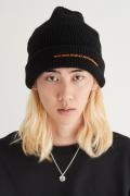 PSYCHOLOGICAL METAMORPHOSIS LOGO KNIT CAP BLACK