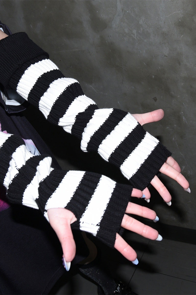 TRAVAS TOKYO【トラバストーキョー】Border knit arm cover BLACK×WHITE