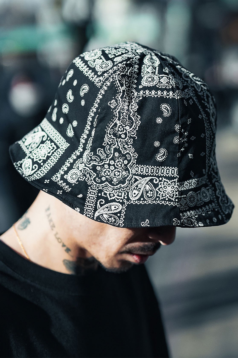 Subciety (サブサエティ) REVERSIBLE TULIP HAT BLACK/PAISLEY