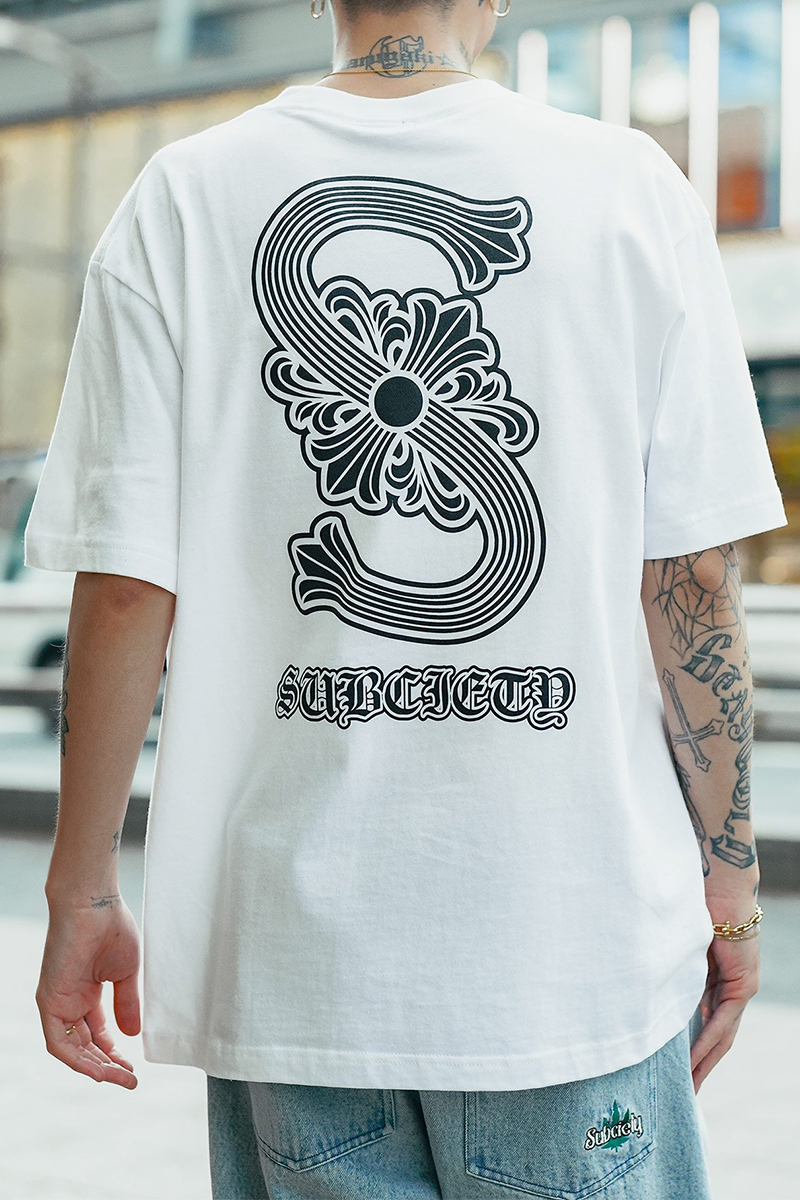 Subciety (サブサエティ) CREST TEE WHITE