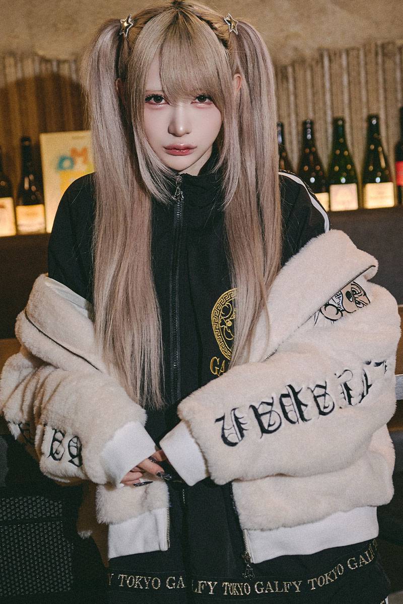 【予約商品】GALFY（ガルフィー）おしゃぶりヤリラファーブルゾン - O.WHITE