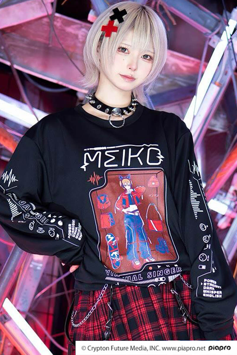 MEIKO×LISTEN FLAVOR (リッスン・フレーバー) MEIKO ロンT - Black
