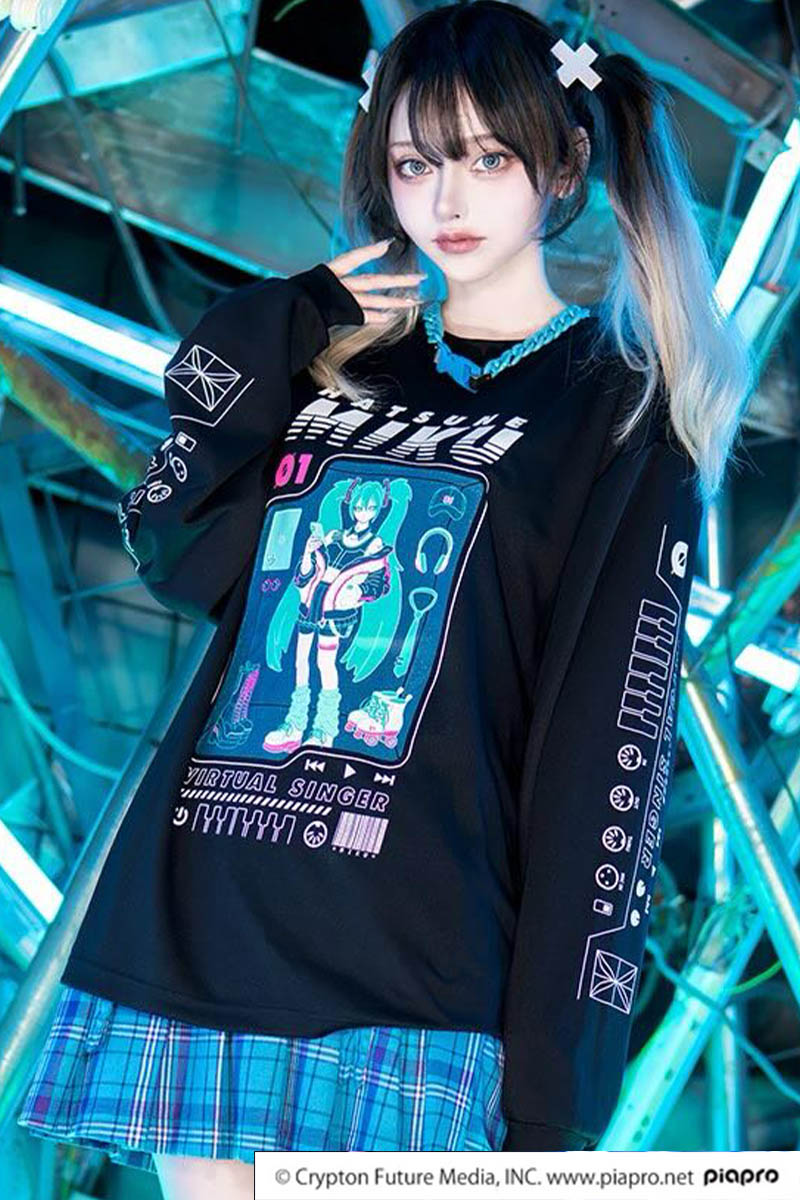 初音ミク×LISTEN FLAVOR (リッスン・フレーバー) 初音ミク ロンT - Black