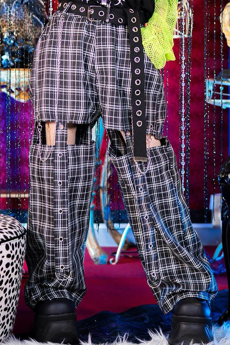 LISTEN FLAVOR (リッスン・フレーバー) チェーン付絶対領域パンツ - Black Check