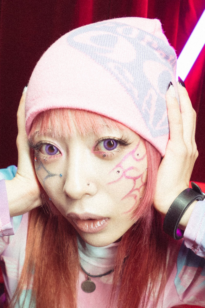 Forever 90s GALs(フォーエバーナインティーズギャルズ) Heart LOGO Beanie Pink