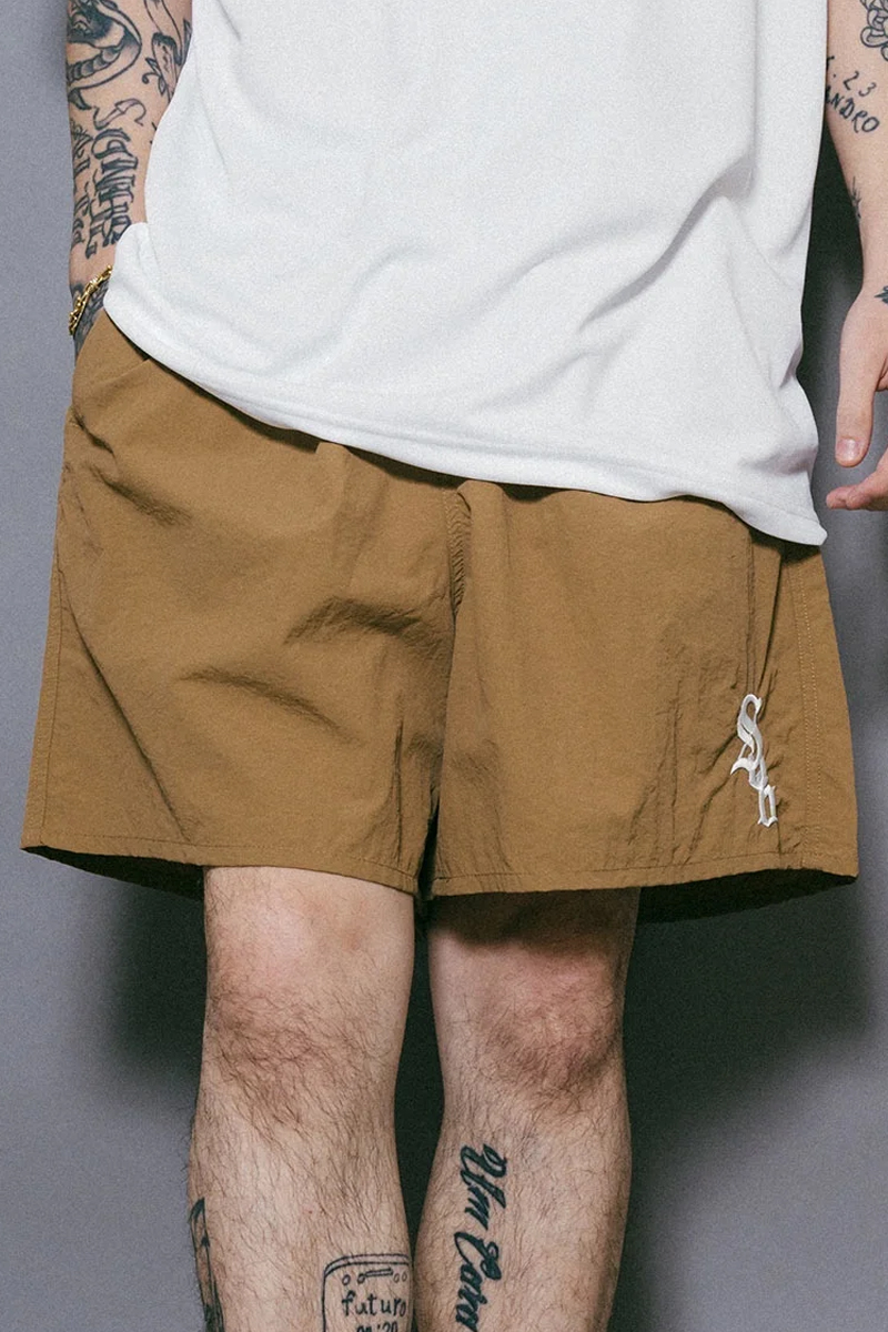 Subciety(サブサエティ) NYLON SHORTS-CROWD-CAMEL