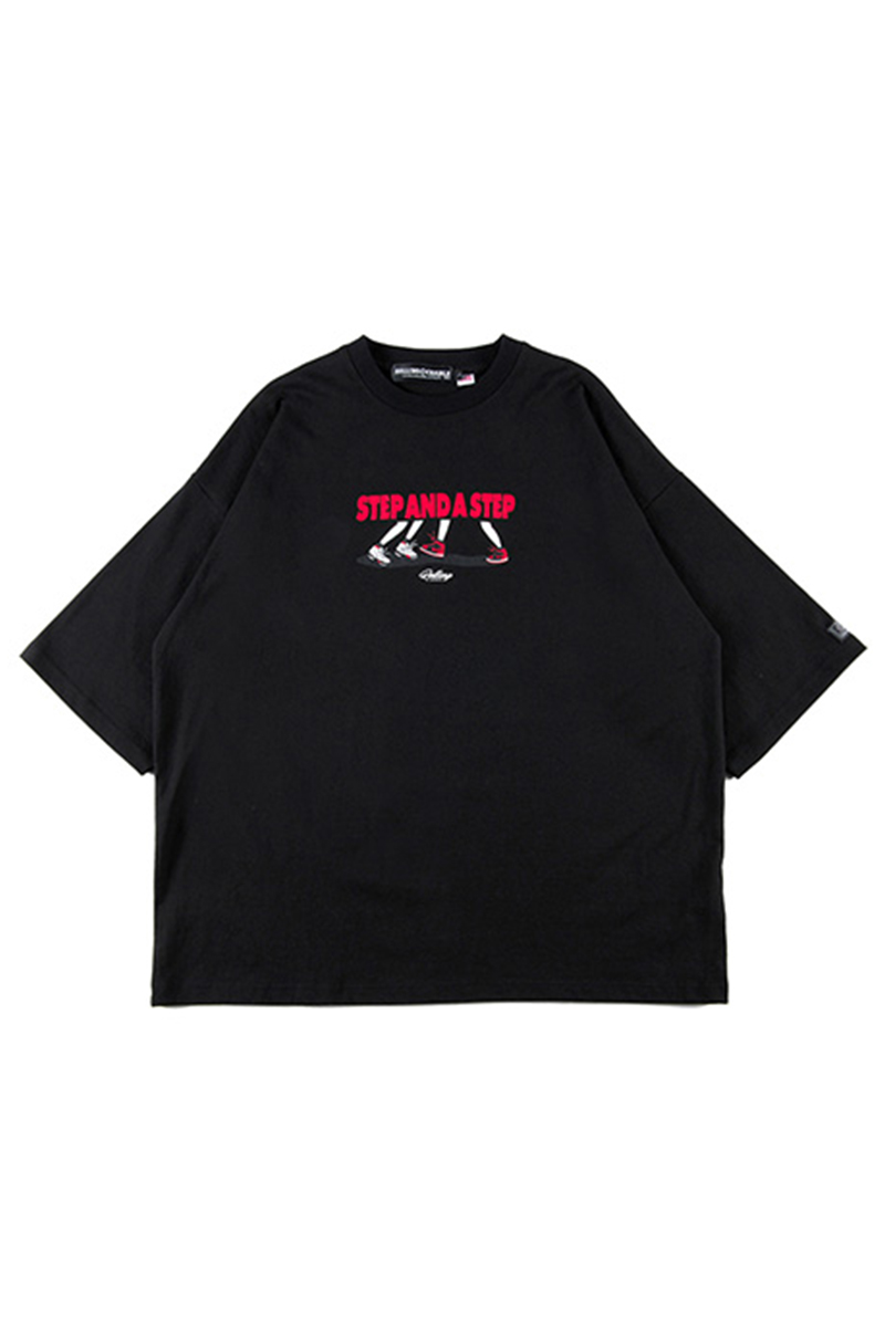 ROLLING CRADLE STEP TEE / BLACK