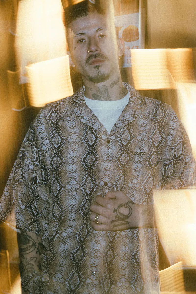 Subciety(サブサエティ) RAYON GARA SHIRT BROWN