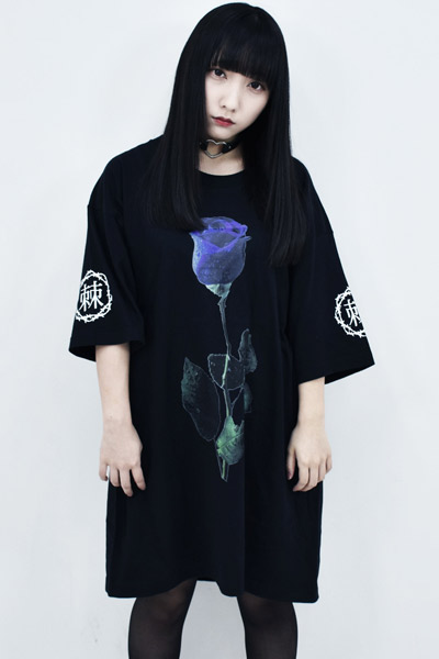 アマツカミ 棘薔薇 T-Shirt Black