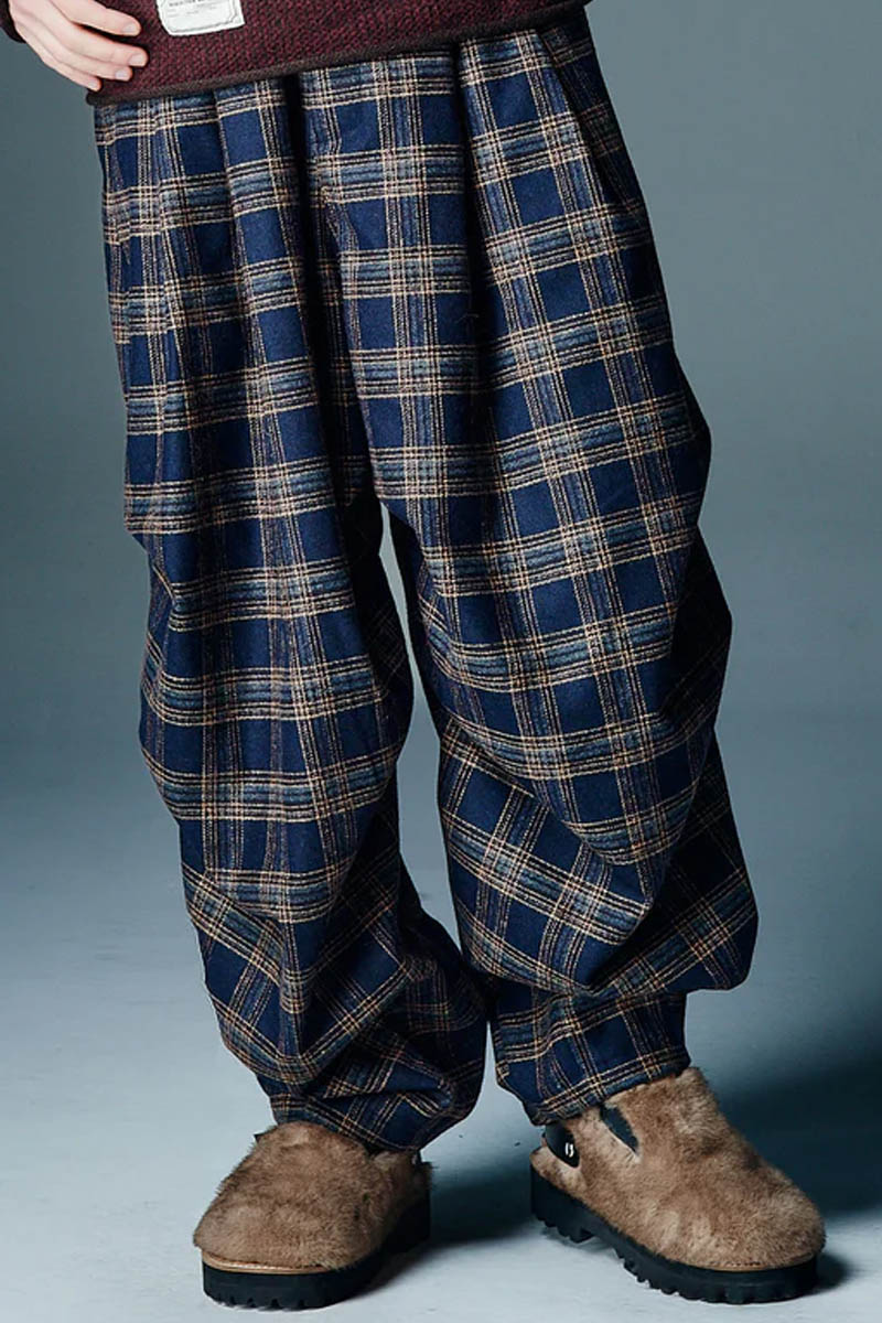 【予約商品】glamb(グラム) Knee Tuck Check Pants / ニータックチェックパンツ - Navy