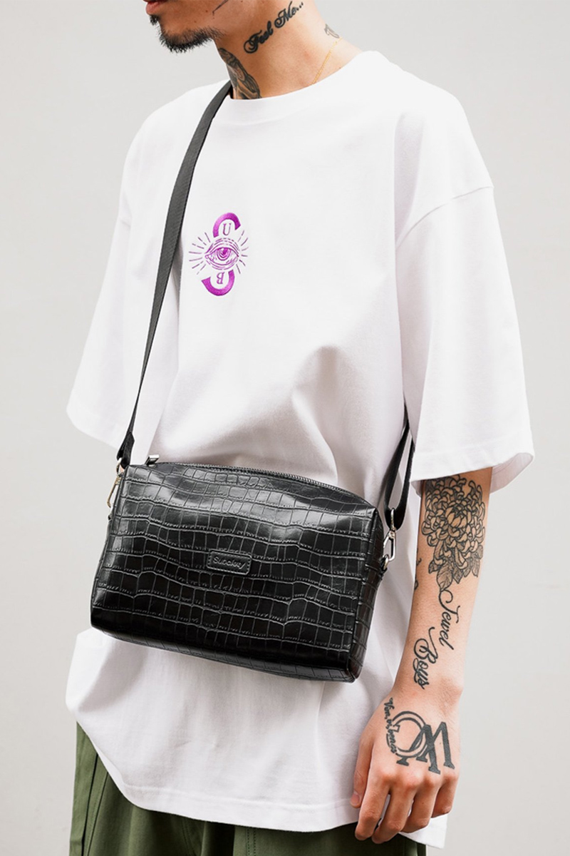Subciety (サブサエティ) CROCODILE BODY BAG BLACK