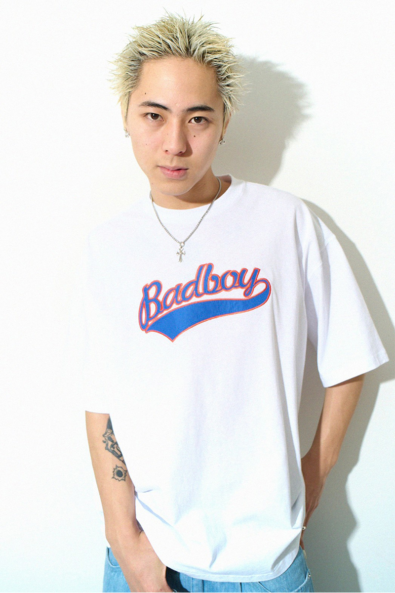 BAD BOY (バッドボーイ) TEAM LOGO EMBROIDERY TEE WHITE