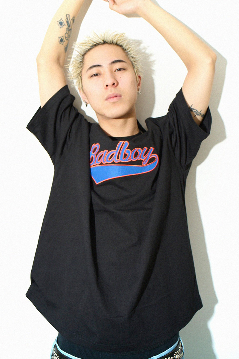 BAD BOY (バッドボーイ) TEAM LOGO EMBROIDERY TEE BLACK