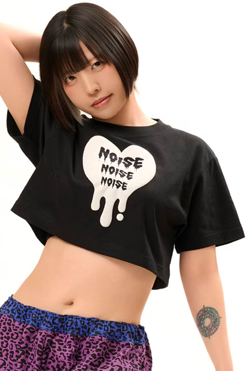 MAGICAL MOSH MISFITS(マジカル・モッシュ・ミスフィッツ) NOISEどろ～ん クロップド TEE - Black×White