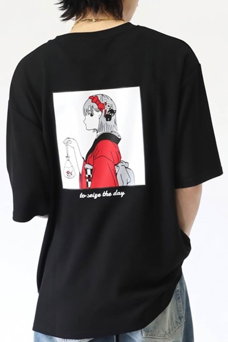 Red Cap Girl(レッド・キャップ・ガール) ポンチ・プリントTシャツ C - Black