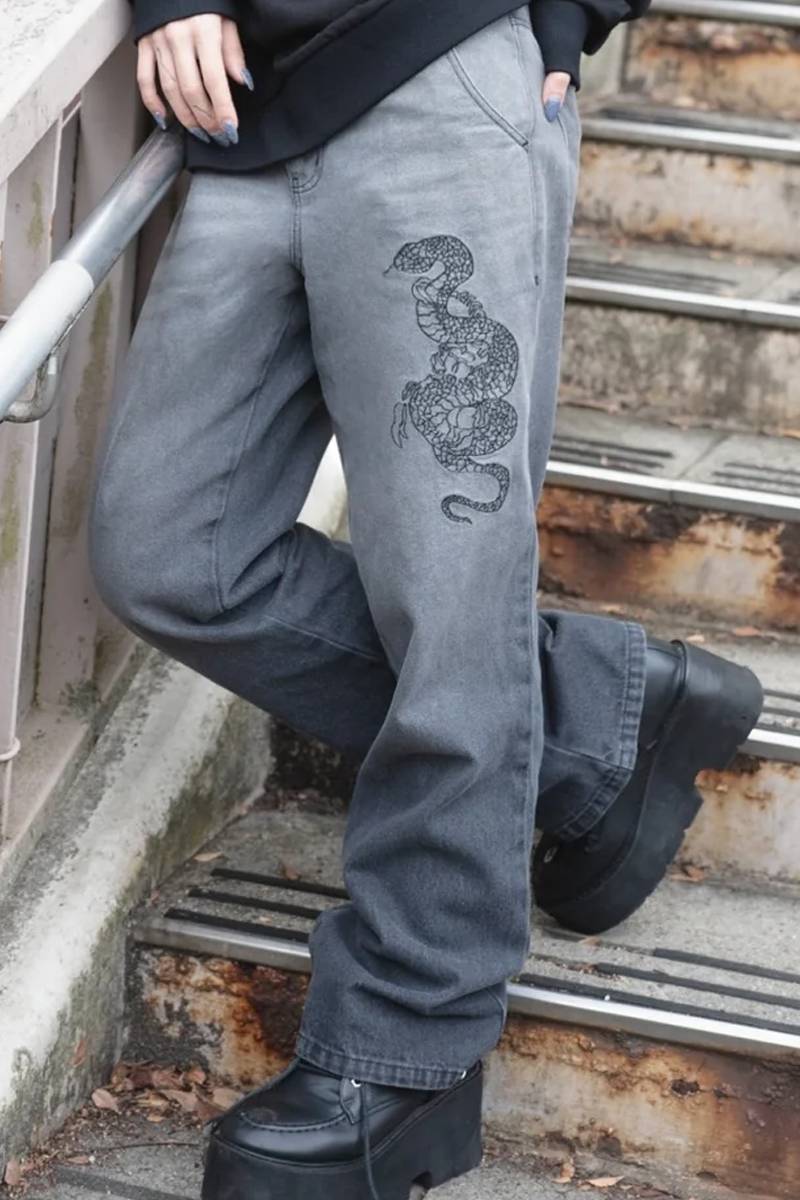 gibous (ギボス) snake scorpion smokey gradation denim