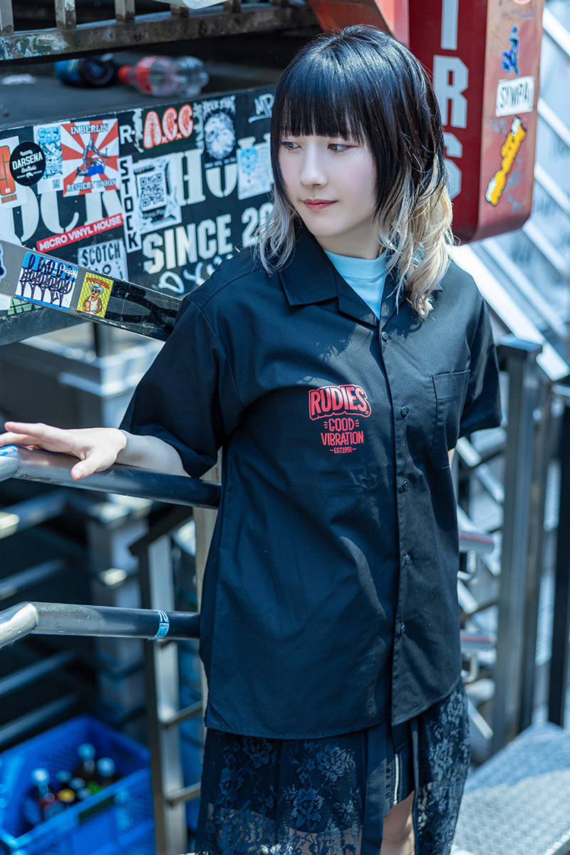 【予約商品】内山悠里菜×RUDIE'S×GEKIROCK CLOTHINGコラボ・シャツ - Black