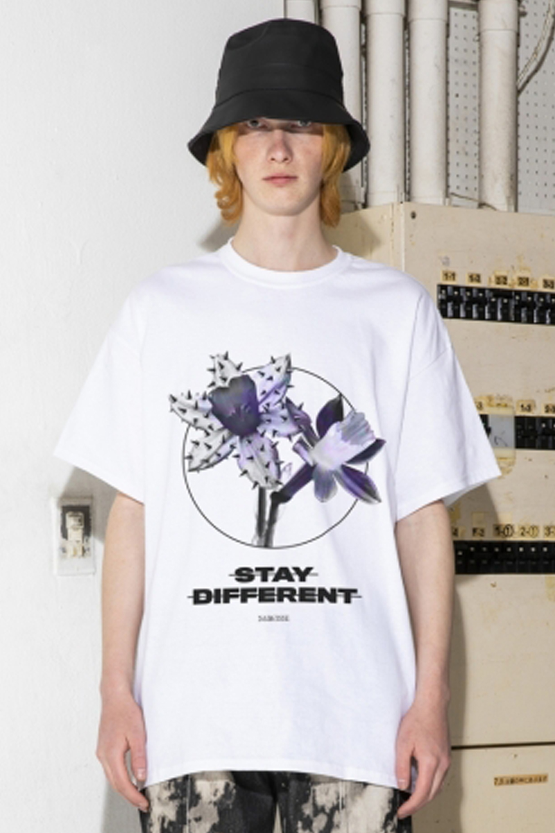 PARADOX PX17-BT02 GRAPHIC BIG T-SHIRTS(STAY DIFFERENT) WHITE