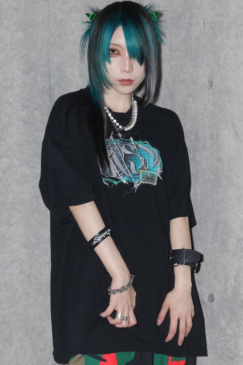 DI:VISION (ディヴィジョン) TRAPPED Tee BLACK