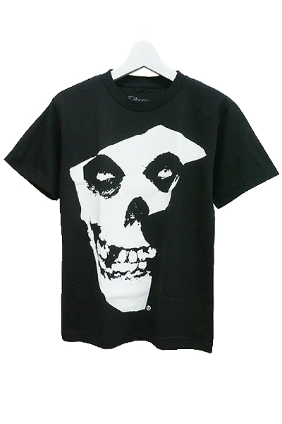 FAMOUS STARS AND STRAPS MISFITS BADGE MENS TEE