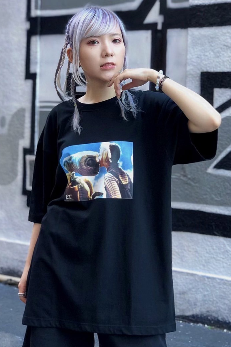 over print(オーバープリント) E.T. Tee 2 (black)