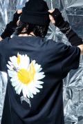 DI:VISION（ディヴィジョン） FLOWER TEE BLACK