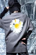 DI:VISION（ディヴィジョン） FLOWER TEE CHACOAL