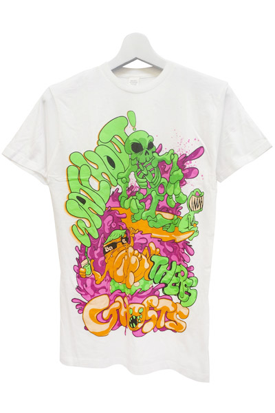 WATCHOUT! THERES GHOSTS MONSTER TEE