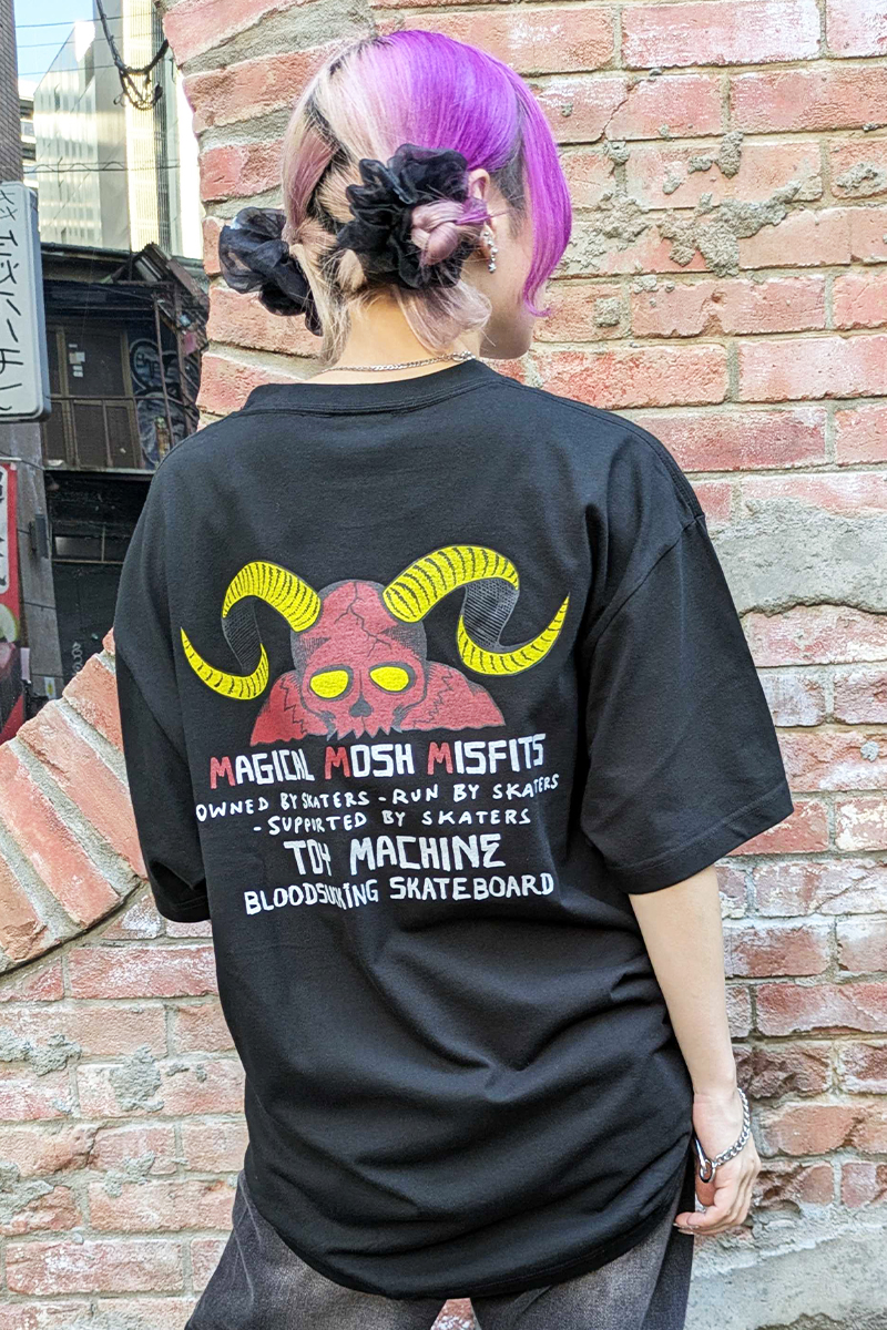 MxMxM × TOY MACHINE (トイマシーン) MMMONSTER HORN  SS TEE - Black