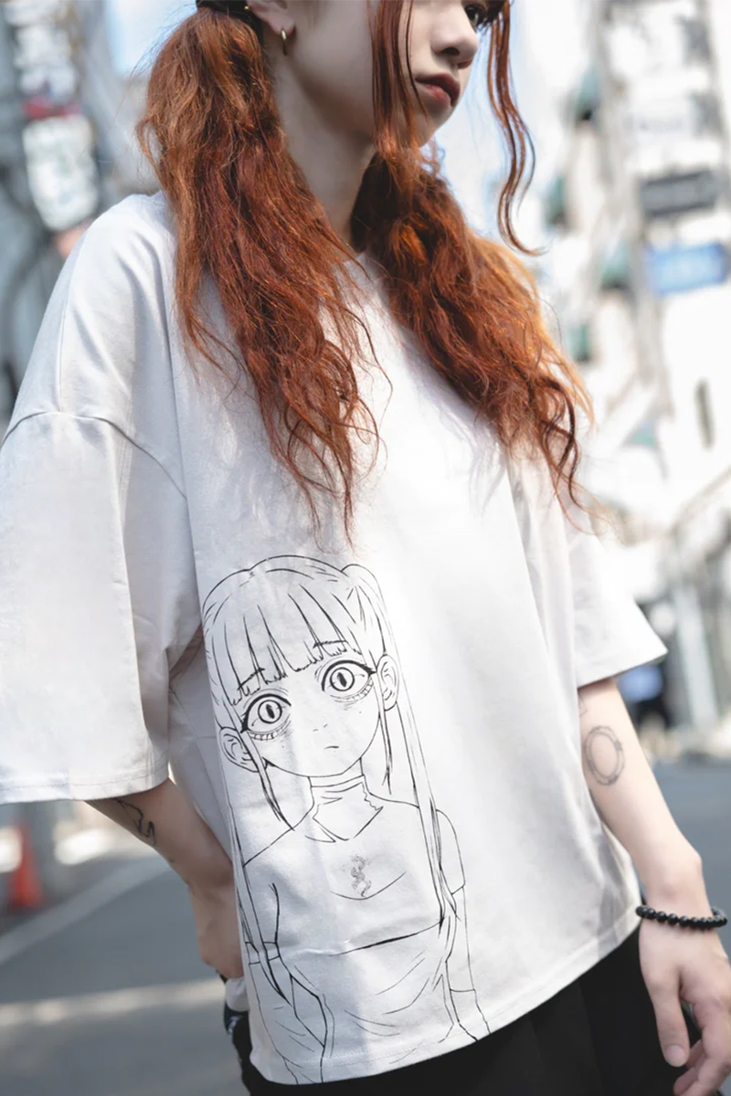 gibous(ギボス) side girl print t shirt OFF WHITE